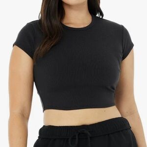 Alo Yoga Ribbed Crop Top in Black